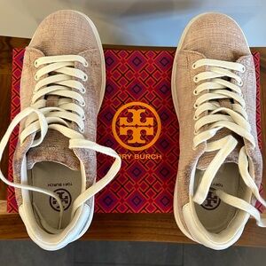 Tory Burch Mauve Velvet and Leather Sneaker 
Size 7.5